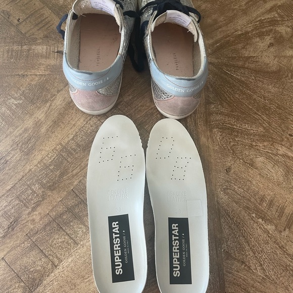 AUTHENTIC golden goose superstars - Picture 1 of 9